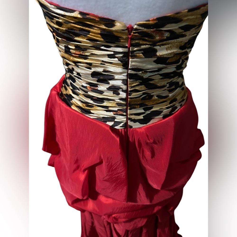 Riva designs beautiful dress Size 6 - Picture 9 of 11